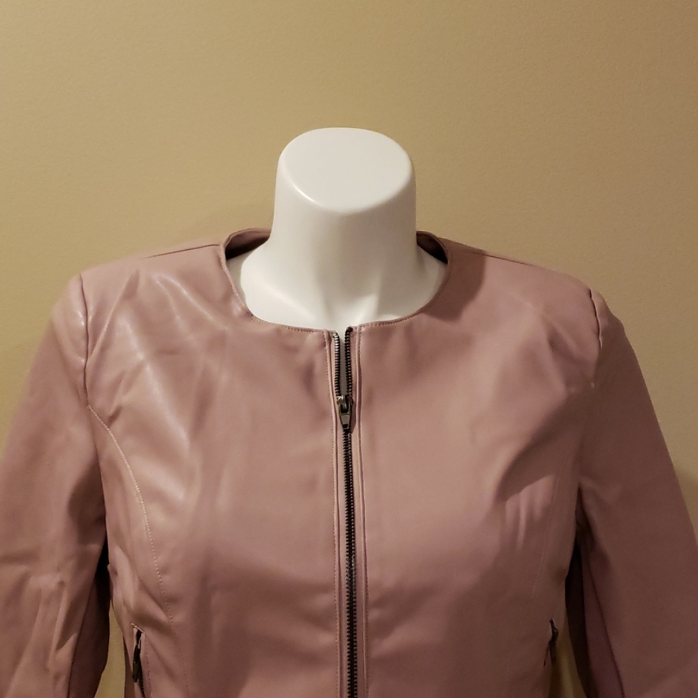 Jacket - Picture 3 of 7